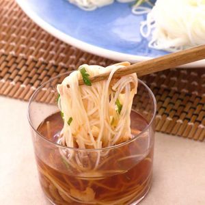 「干しえびだしのそうめん」のレシピ動画