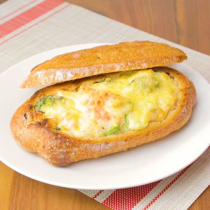 ブロッコリーとえびのパングラタン