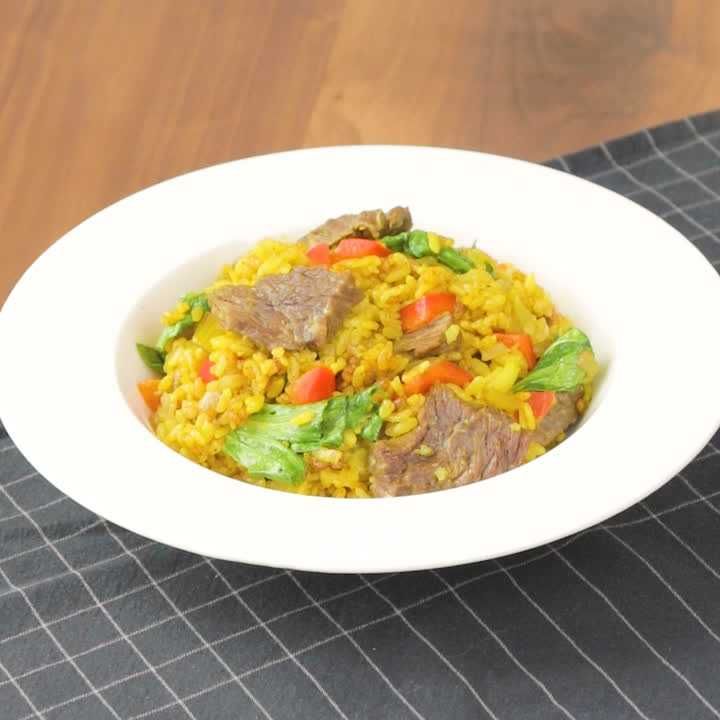 チンゲン菜と牛肉のカレーピラフ