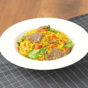 チンゲン菜と牛肉のカレーピラフ