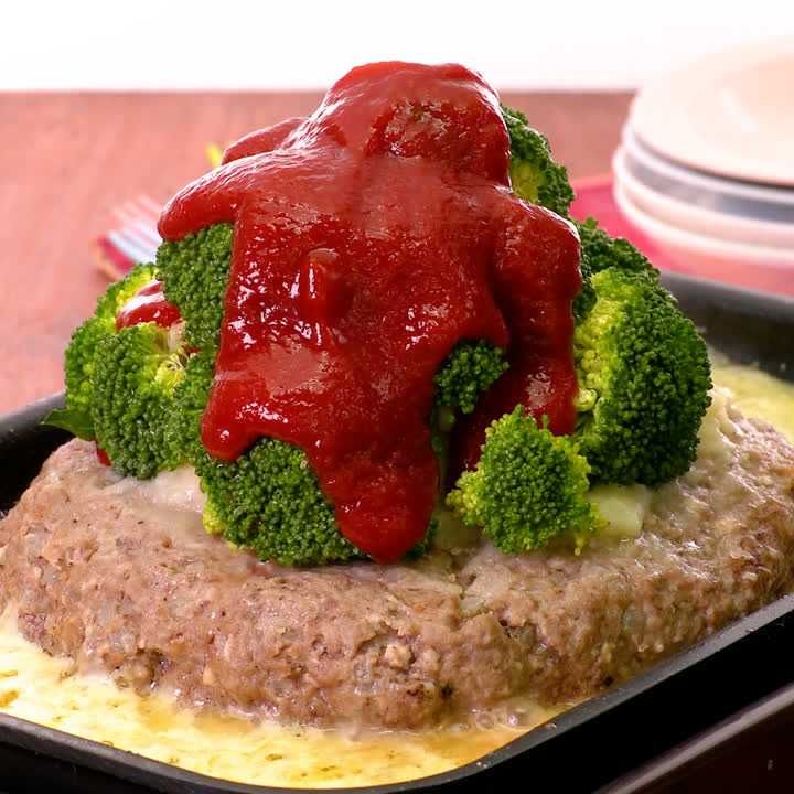 ホットプレートでわいわい ビッグハンバーグマウンテンのレシピ動画 作り方 Delish Kitchen