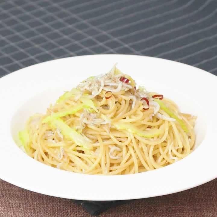 しらすとセロリの和風ペペロンチーノ