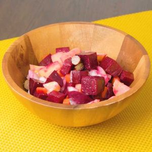 「ビーツのコロコロサラダ」のレシピ動画