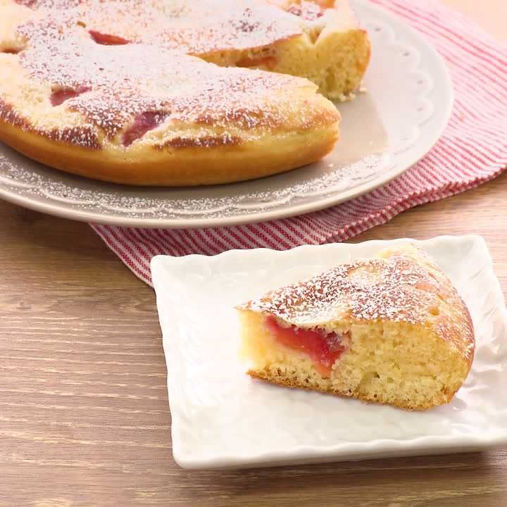 ホットケーキミックス使用 プラムのパンケーキのレシピ動画 作り方 Delish Kitchen
