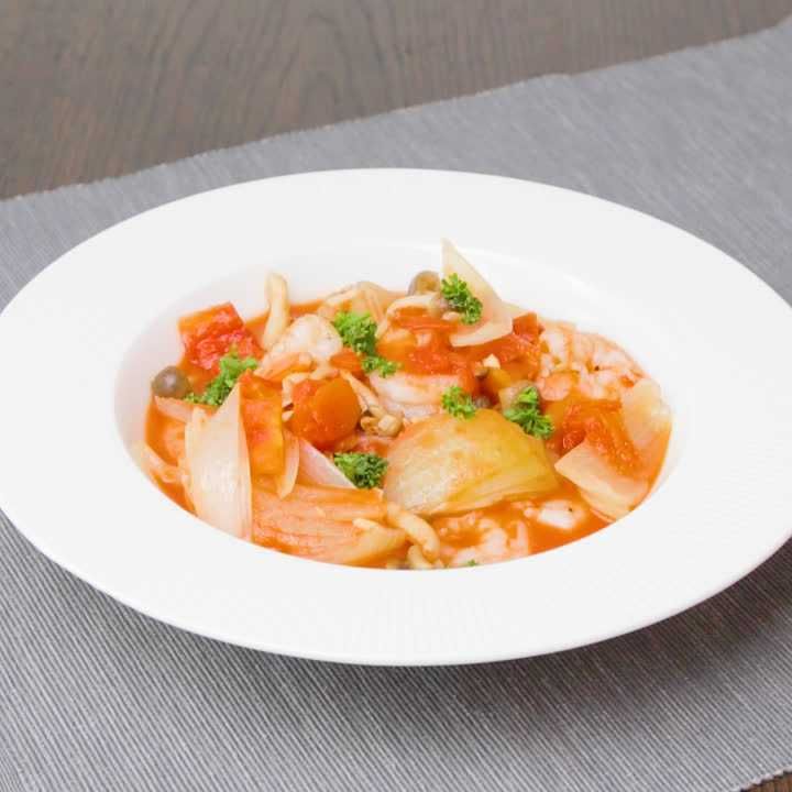 玉ねぎとえびのガーリックトマト煮