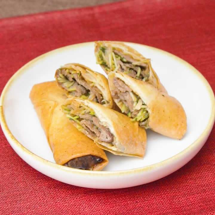 玉ねぎと牛肉の春巻き