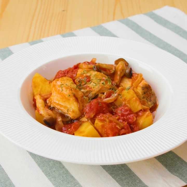 たらとじゃがいものトマト煮込み