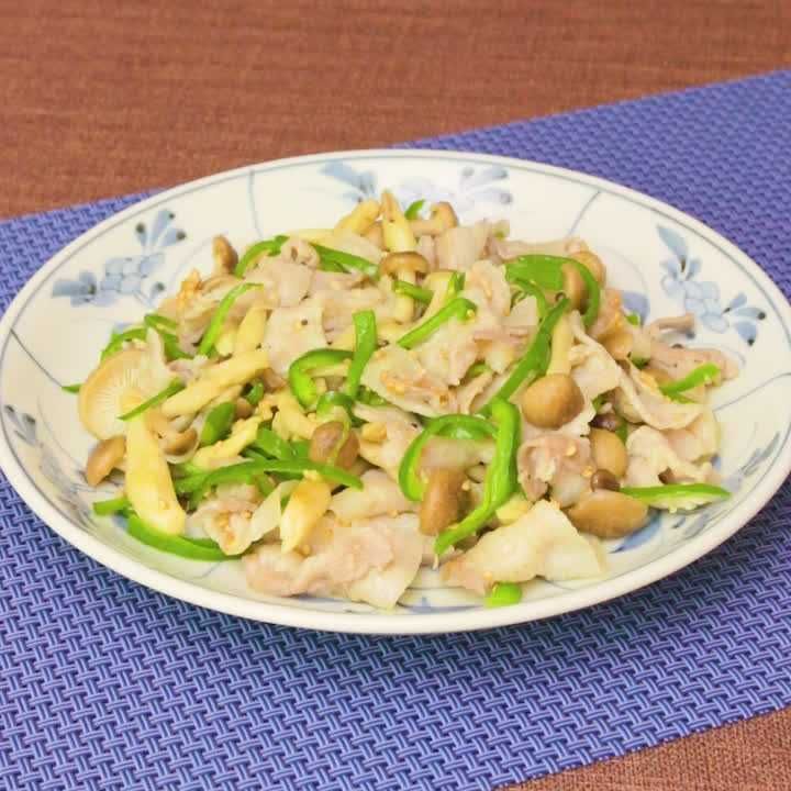 豚バラとピーマンのごまチーズ炒め