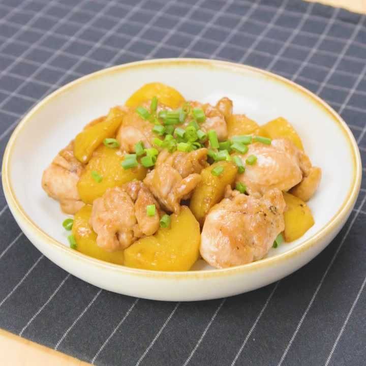 鶏肉とじゃがいもの照り焼き