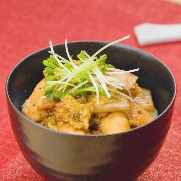 ささみと白菜のピリ辛炒め丼