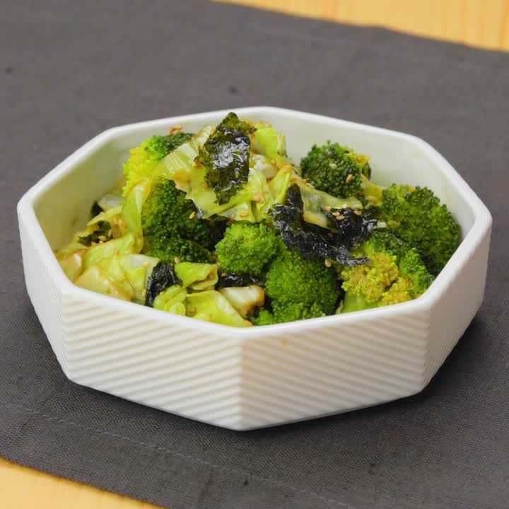 ブロッコリーの韓国のりの和え物