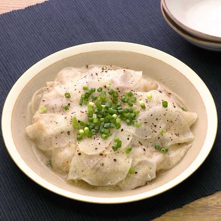 豚バラ肉と大根の塩だれ蒸し