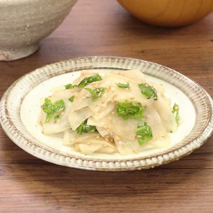 大根のごまめんつゆ和え