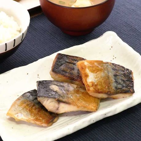 外はパリッと 中はふっくら 塩サバのさっぱり焼きのレシピ動画 作り方 Delish Kitchen