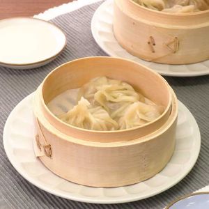 「餃子の皮で小籠包」のレシピ動画