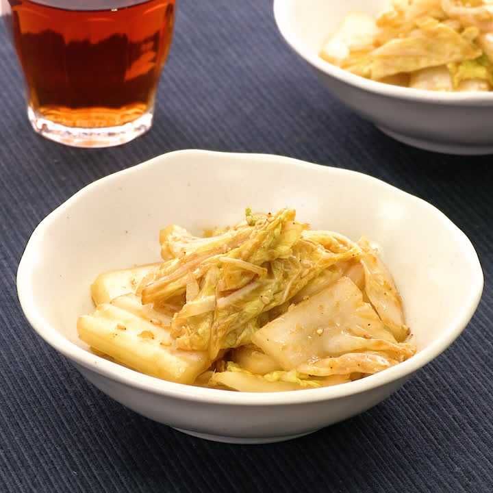 白菜のごまラー油和え