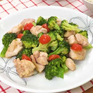 「鶏肉とブロッコリーのみそマヨ炒め」のレシピ動画