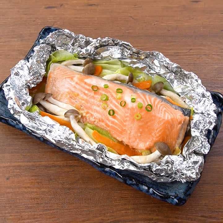 【バターなしで】味付けアレンジ♪鮭のホイル焼きのレシピ10選