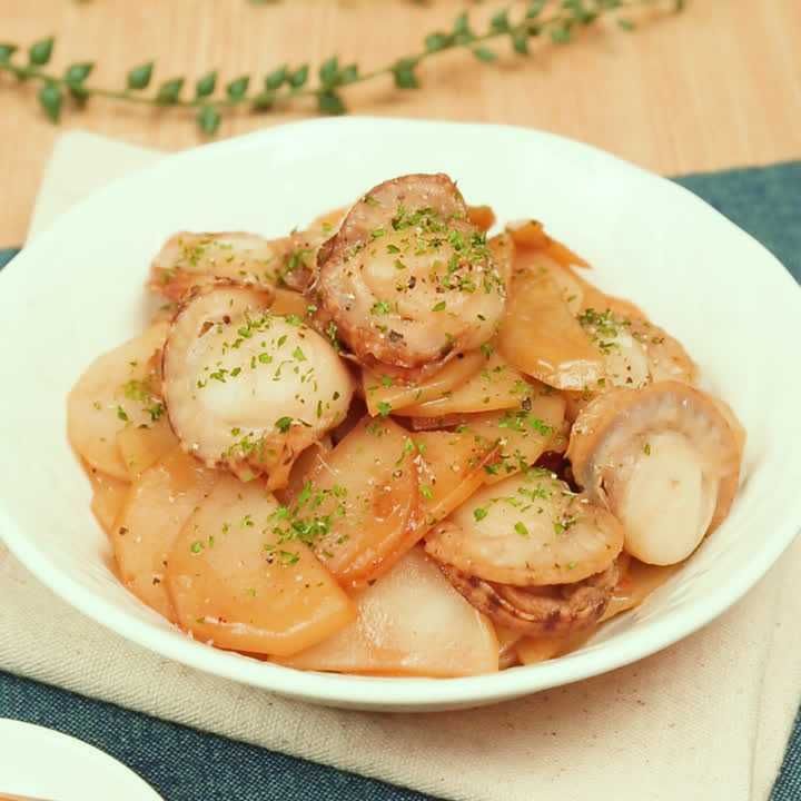 じゃがいもとホタテのバター醤油炒め
