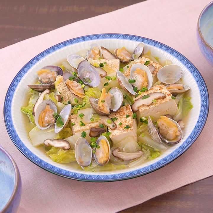 あさりと焼き豆腐の煮物