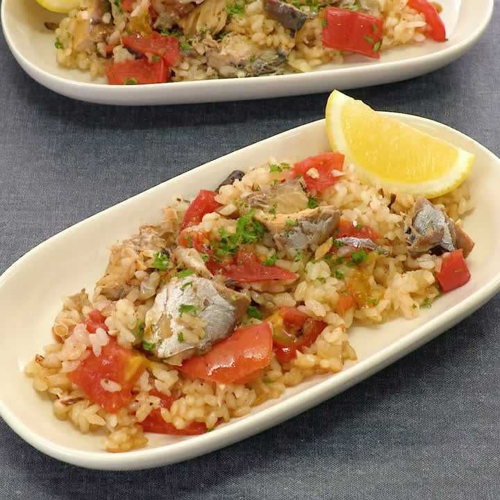さばとトマトのパエリア風