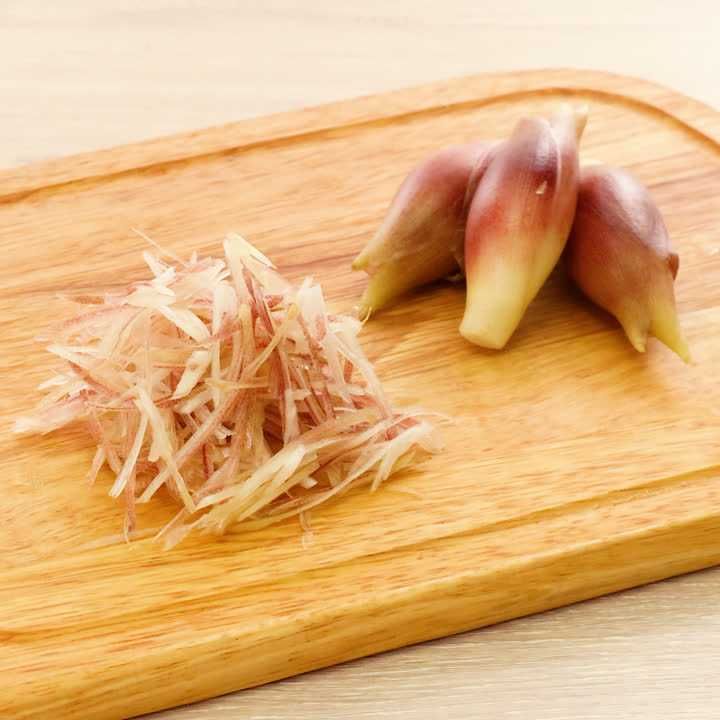みょうがの千切り