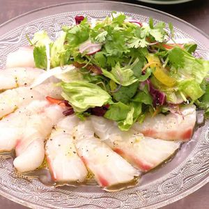 鯛のエスニックカルパッチョ