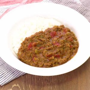 「さっぱりキーマカレー」のレシピ動画