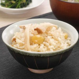 「まつたけ炊き込みご飯」のレシピ動画