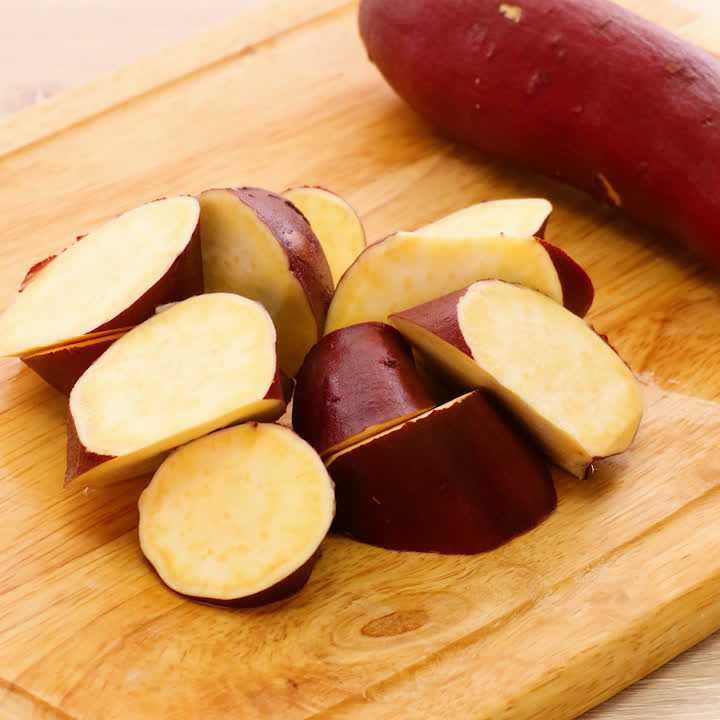 さつまいもの乱切り