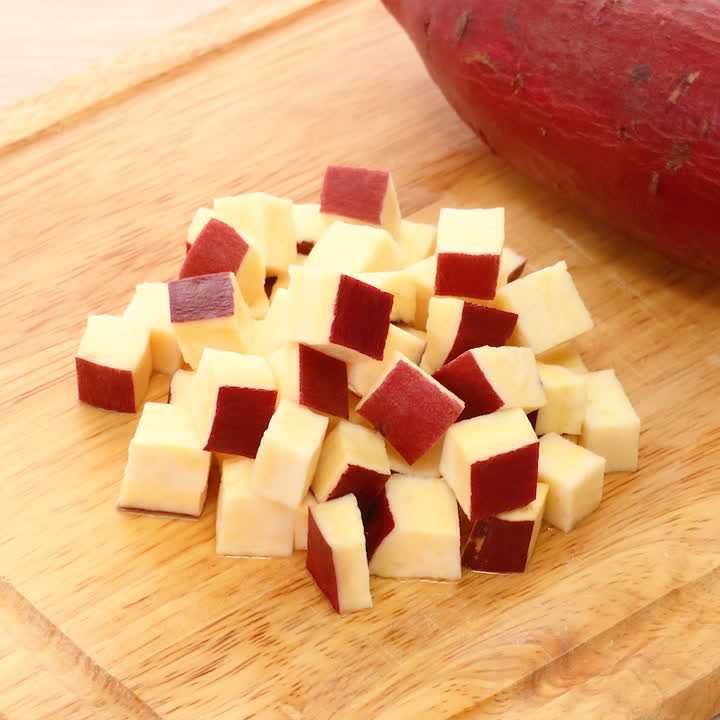 さつまいものさいの目切り