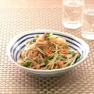 「鮭ともやしのポン酢辛子和え」のレシピ動画