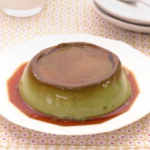「抹茶のマグカッププリン」のレシピ動画