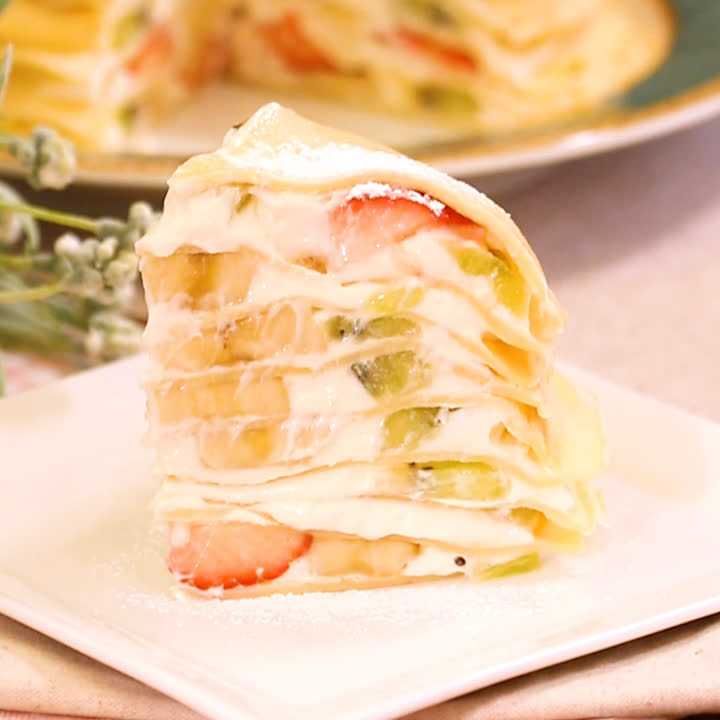 フルーツミルクレープ