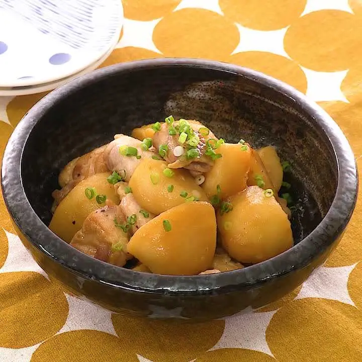 じゃがいもと鶏肉の甘辛炒め