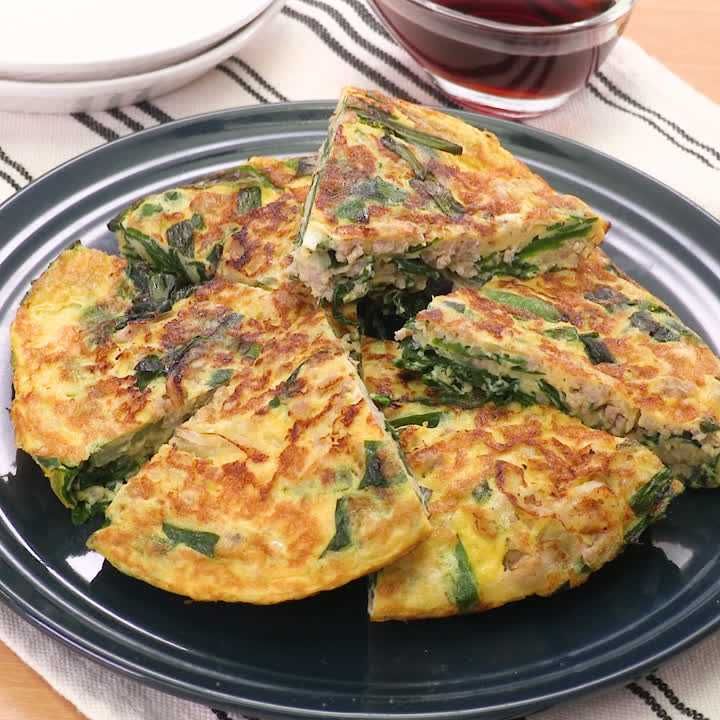 豚ひき肉とにらの厚焼き卵