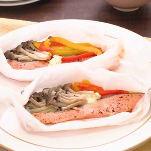 鮭としめじのバターしょうゆ蒸し