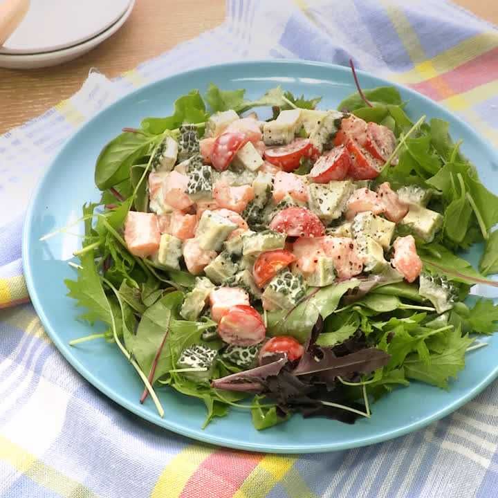 ゴーヤーとサーモンのサラダ