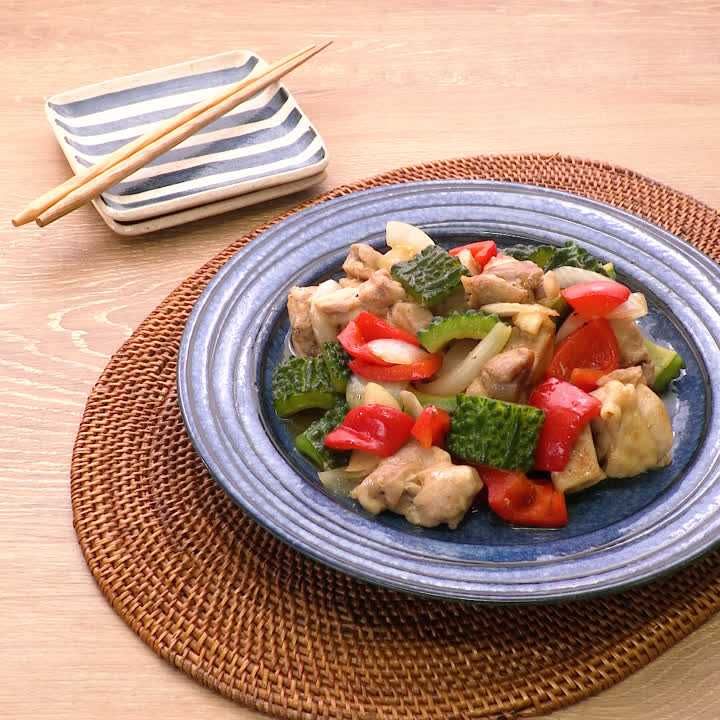 ゴーヤと鶏肉のオイスター炒め