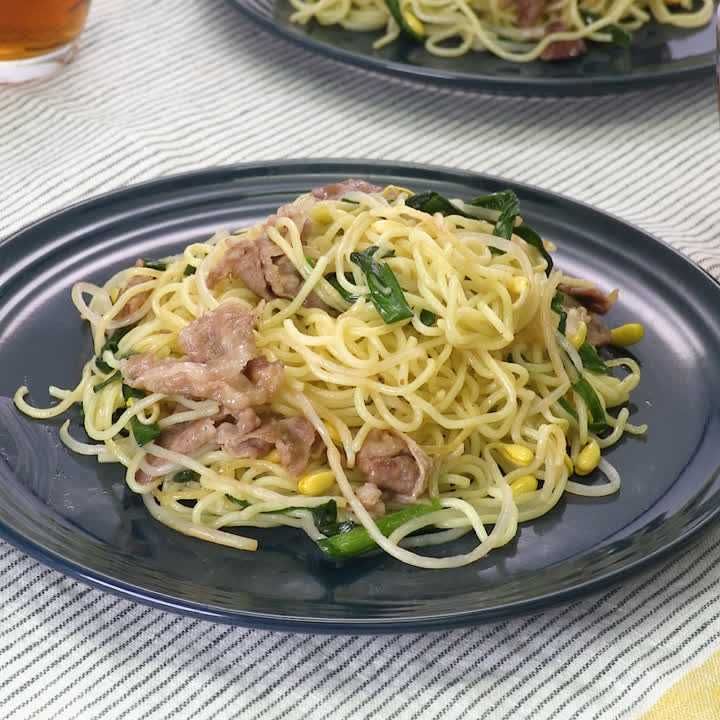 豚肉とニラの塩焼きそば