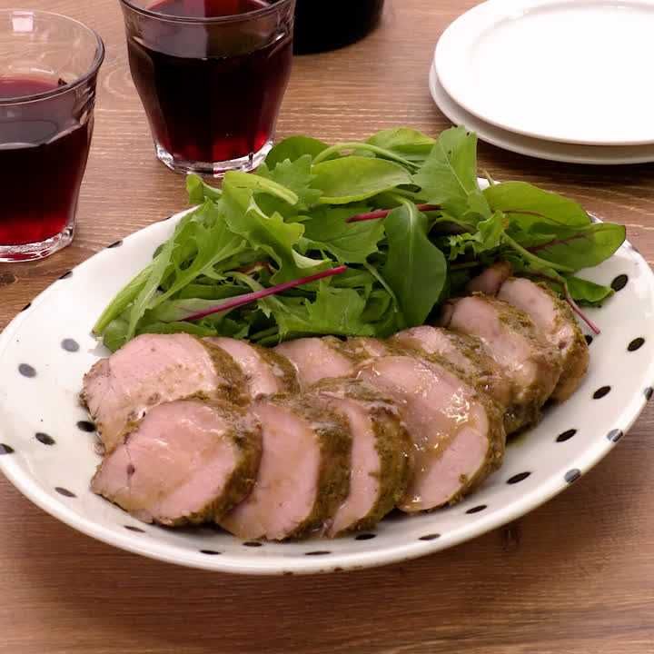 豚ヒレ肉のマスタードとハーブ添え レシピ
