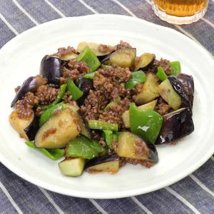 「ひき肉と野菜の甘酢炒め」のレシピ動画