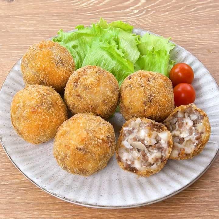里芋と牛ひき肉のコロッケ