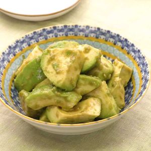アボカドの柚子胡椒あえ