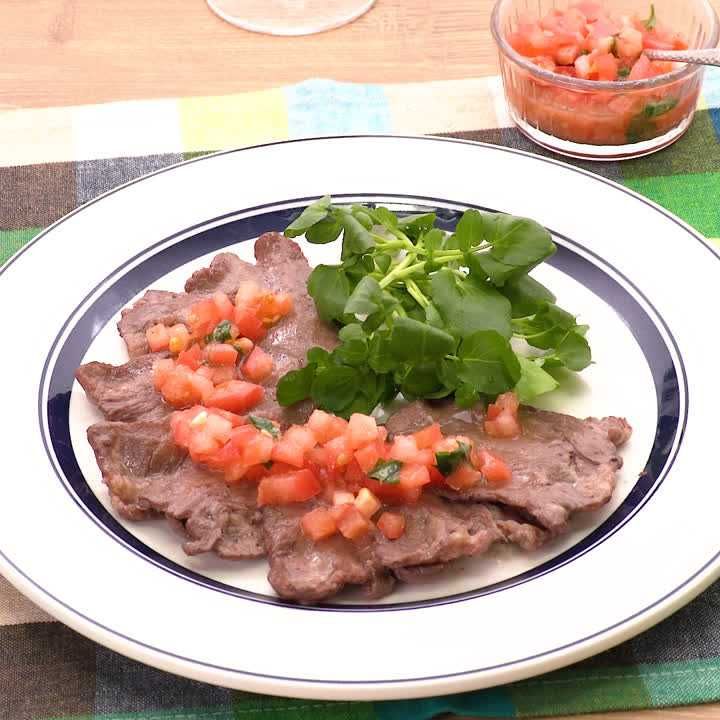 牛タンのソテー　トマトバジルソース