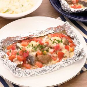 「タラのトマトチーズホイル焼き」のレシピ動画
