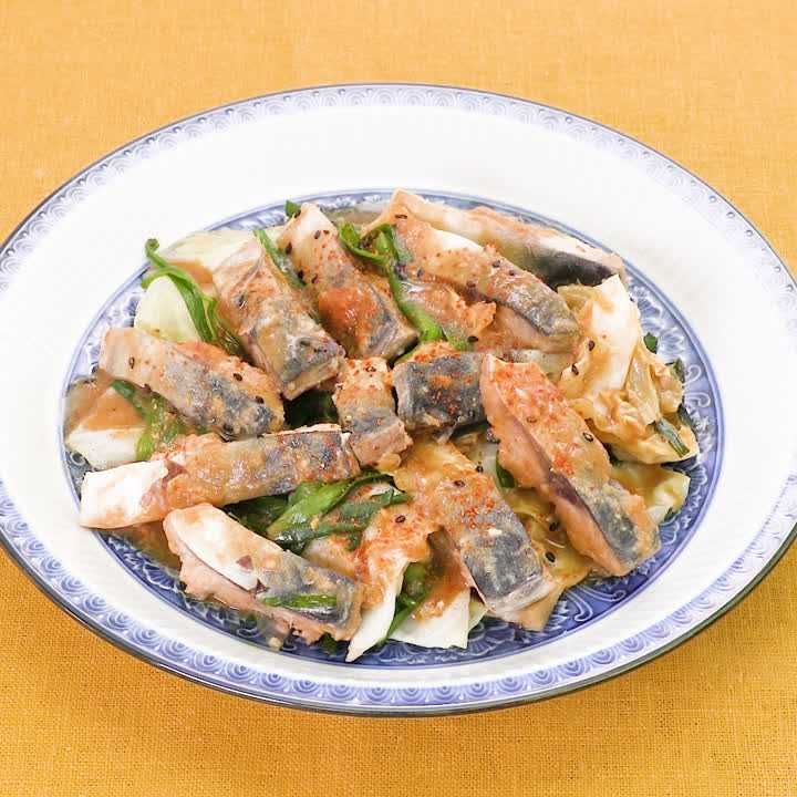 しっかり味でごはんがすすむ！ さばとキャベツのちゃんちゃん焼き風の