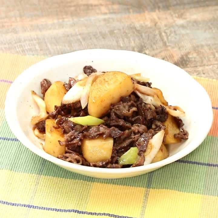 じゃがいもと牛肉の山椒炒め