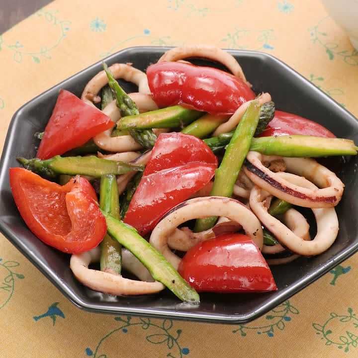 イカとアスパラの中華炒め