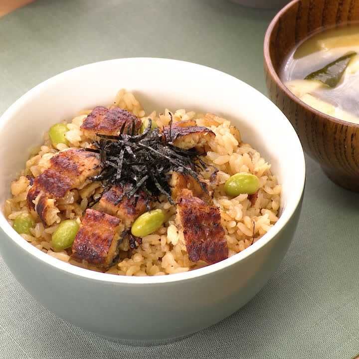 うなぎと枝豆の炊き込みご飯